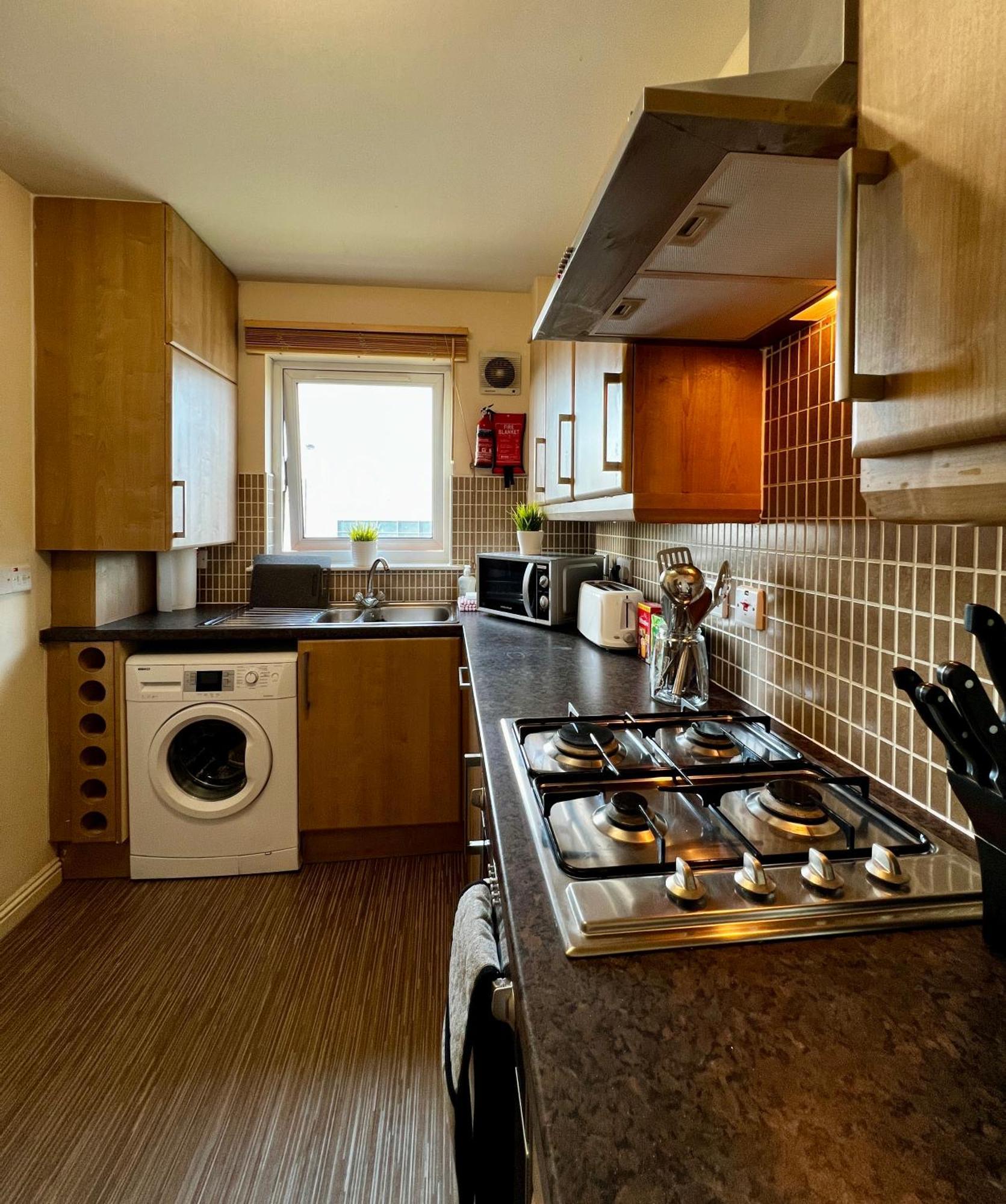 Ferienwohnung Stylish Modern Flat With Juliet Balcony & Parking Glasgow Exterior foto