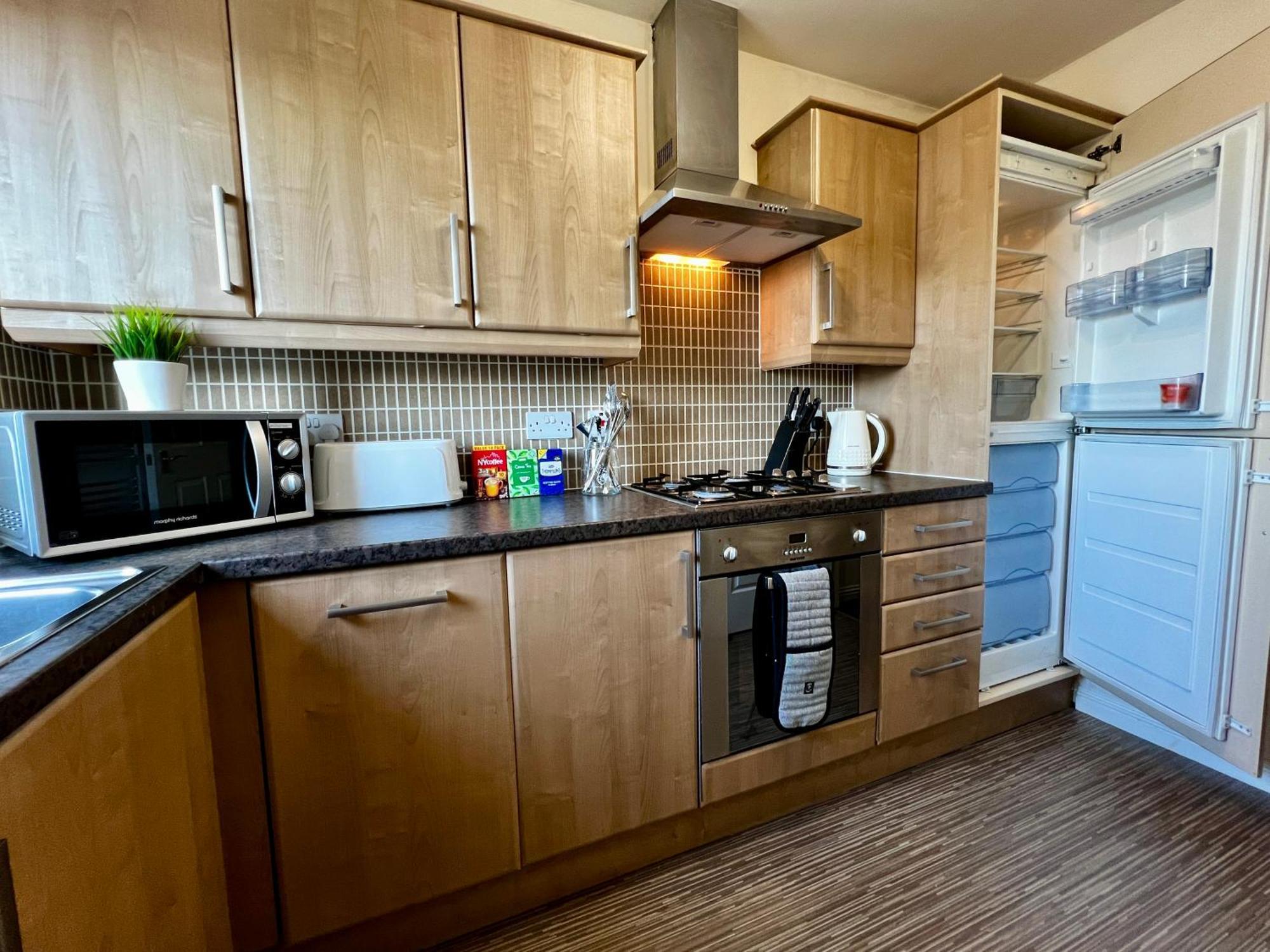 Ferienwohnung Stylish Modern Flat With Juliet Balcony & Parking Glasgow Exterior foto